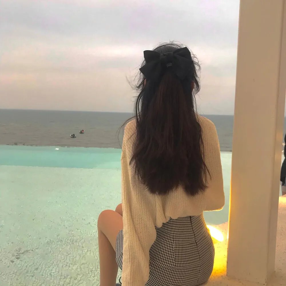 丑小鸭天鹅